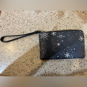 Coach 4”x6” winter wristlet wallet